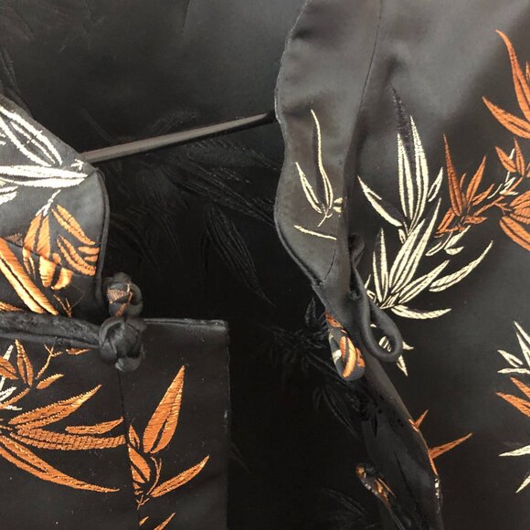 Beautiful hand crafted silk tafetta jacket - Picture 2 of 6